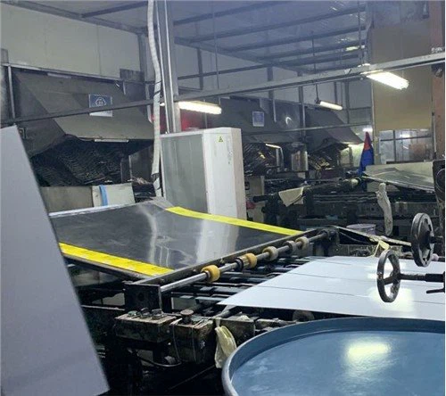 Skārda krāsošanas process